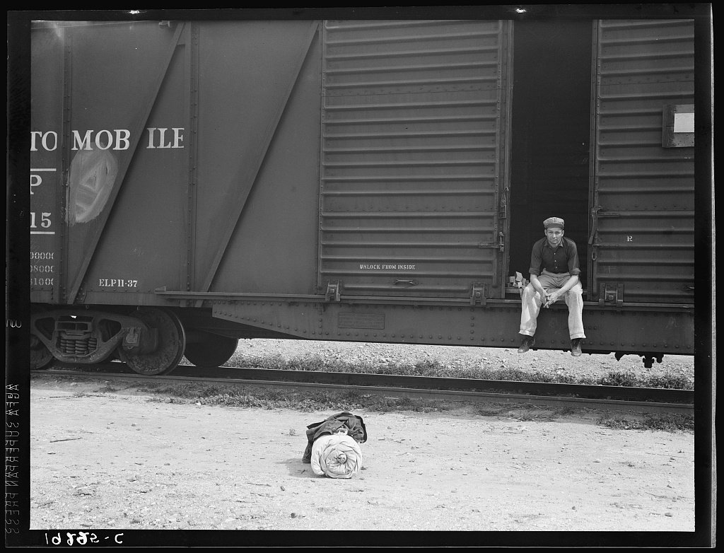 Twenty-five-year-old Oregon itinerant by a pea packing plant siding